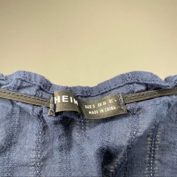 Shein Navy Blue Sleeveless Eyelet Ruffled Crop Top Small - Picture 6 of 6